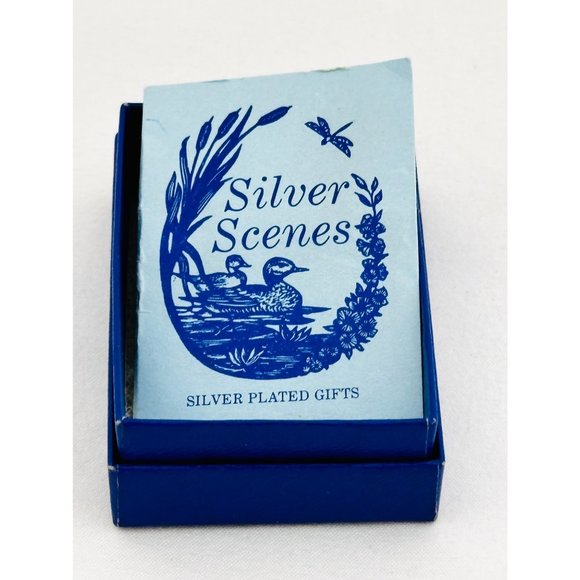 Vintage Silver Scenes Butterfly and Flowers Brooch/Pin - Made in Wales - Picture 8 of 13